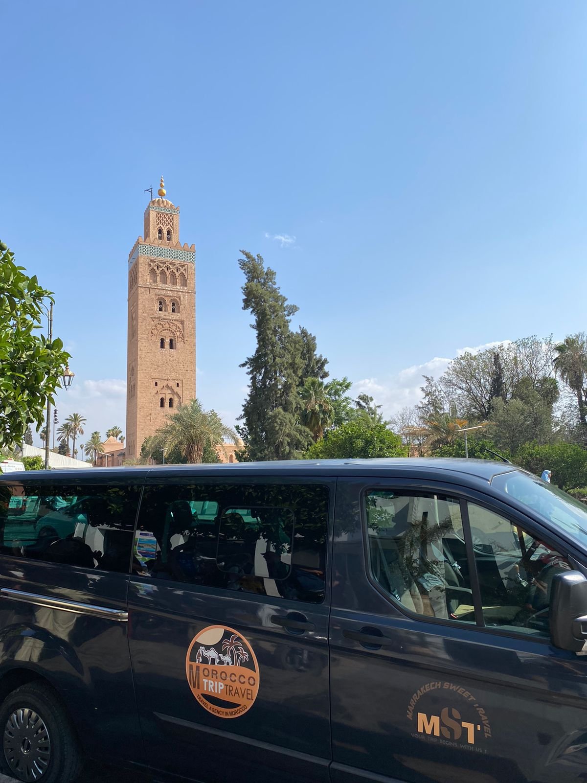 Dinner Show in Agafay Desert with Quad Bike & Camel ride.